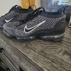Nike Black and Gray Sneakers